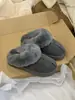 Nuevas y modernas pantuflas de invierno para mujer 2026 con ribete de pelo, forro de felpa, suela gruesa, cálidas y diseñadas para usar en exteriores
