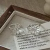 Brincos Ins Coreanos de Design de Nicho Flor da Sorte, Modernos e Versáteis, Empilháveis e Elegantes, Brincos Versáteis e de Alto Padrão