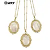 WT-JN271 Colgante Reflectante de Concha Blanca de la Virgen María Religiosa con Circonita Chapado en Oro de 18k Collar de Lujo Ligero