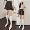 Shorts de lana para mujer para otoño e invierno, pantalones casuales versátiles de cintura alta y pierna ancha con botones, efecto adelgazante