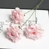 Arreglo de Flores Artificiales de Rosa de 3 Cabezas para Decoración de Pared de Flores para Exteriores, Material de Flores de Cascada de Rosas, Arreglo de Flores para Pasillo de Boda, Venta al por Mayor desde el Fabricante