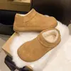 Zapatos casuales populares forrados de polar para mujer, colección de invierno 2024, estilo nuevo, botines de nieve 'papa pequeña', mocasines casuales cálidos y cómodos, zapatos de algodón