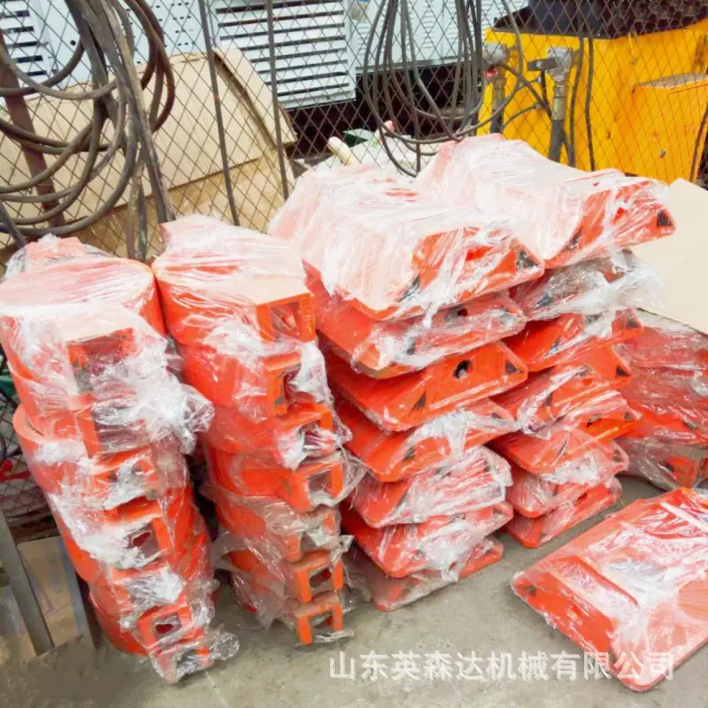 拔管机上下底座