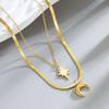 Collar de doble capa de estrella y luna para mujer, de alta gama, cadena plana de serpiente, lujo ligero, joyería de acero de titanio, elegante, moderno, cadena para la clavícula