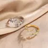 01313 Anillo Abierto para Mujer con Rama de Hoja Tachonada de Diamantes Estilo Fresco Moda Elegante Minimalista Anillo Ajustable
