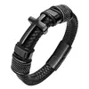 Pulsera magnética tejida a mano con cruz de acero inoxidable retro de moda europea y americana, un accesorio de cuero ligero y minimalista para hombre