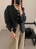 Nuevo abrigo de lana de doble cara 2026, estilo corto, inspirado en Chanel, cuello redondo, diseñado para figuras petite, engrosado para el calor, prenda exterior de cachemira