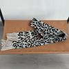 Cachecol de Franjas Leopardo Retrô de Nicho Feminino 2024 Outono e Inverno Novo Estilo Coreano Cachecol Pequeno Tricotado em Lã de Alta Qualidade