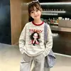 Camiseta a rayas elegante de manga larga para niñas, nueva moda de primavera y otoño, camiseta básica de cuello redondo estilo coreano para niños mayores