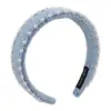 Faixa de Cabelo Costurada com Pérolas Estilo Coreano Inspirada na Chanel para Mulheres com Toque de Luxo, Apresentando Lantejoulas de Cristal e uma Borda Larga para um Acessório de Penteado com Coroa Alta