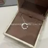 Versión Alta Collar de Panal Shangmei Pendientes Redondos Huecos Pulsera Corte CNC Baño Grueso Oro 18k Oro Rosa Cadena para Clavícula