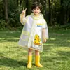Impermeable infantil para estudiantes de primaria, apto tanto para niños como para niñas, impermeable de cuerpo completo, a prueba de lluvia, portátil, con estampado de dibujos animados