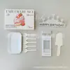 Set de vajilla desechable para pastel, incluye seis piezas, para fiestas de cumpleaños; fabricante de cuchillos, tenedores y platos para pastel; set de caja de regalo
