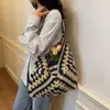 Bolsas Artesanais para Mulheres 2025 Novo Estilo Coreano Estilo Floresta Recorte Retrô Bolsa Carteiro de Celebridade da Internet Bolsa de Ombro