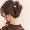 Pinza para el Cabello de Borla de Tamaño Mediano con Acabado de Alta Gama, Pinza de Tiburón con Lazo, Pasador Melard para Media Recogida, Accesorio para el Cabello para Mujer