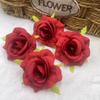 Nova Cabeça de Rosa Artificial de 6,5cm Corsage Feito à Mão Arco de Casamento Guirlanda Huaqiang Adorno de Cabeça Decoração de Bolo Flor