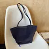 Bolso tote elegante y único para mujer, gran capacidad, nueva colección otoño 2026, bolso tipo cubo ligero, adecuado para ir al trabajo, bolso de hombro para mujer