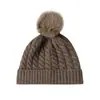 Cachemira Otoño/Invierno 2026 Nuevo Suéter de Punto de Alta Gama para Mujer Calidez para Exteriores Jacquard Gorro con Pompón Protección para los Oídos Gorro de Punto Casual