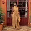 Roupas Femininas Transfronteiriças Europeias e Americanas Outono 2026 Novo Design Estiloso Conjunto de Top com Gola Halter Sem Mangas e Calça Longa de Cintura Alta