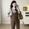 Pantalones de maternidad en stock Overoles de maternidad de terciopelo de algodón europeo engrosados Tallas grandes Ropa de maternidad Estilo Otoño e Invierno
