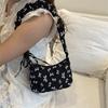 Bolsa de Axila Feminina 2026 Novo Estilo Bolsa de Ombro Estilo Doce Pastoral Japonês Bolsa de Mão Pequena Bolsa de Nylon Transfronteiriça