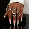 Joyería popular transfronteriza europea y americana, anillo de oro nuevo, diseño minimalista de nicho, sensación de alta gama, anillo de lujo ligero, joyería para mano de mujer, plata