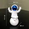 Muñeca decorativa creativa de astronauta caja sorpresa regalo muñeco de mano para niños adornos de escritorio de astronauta venta al por mayor
