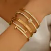 Pulseira de Aço Inoxidável Transfronteiriça com Fecho em Formato de Prego, Pulseira de Aço Titânio 18K Cor Ouro Rosa para Mulheres, Joias Atacado que Não Desbotam