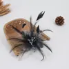 Directo de fábrica europeo y americano tocado de plumas nuevo tipo trémolo flor de seda exquisitos accesorios de vestimenta adornos de corsage Phalaenopsis
