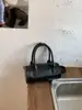 Bolsa de Mão Prata para Mulheres, Novo Modelo Primavera 2026, Bolsa de Ombro Trendy de Nicho, Textura de Alta Qualidade, Elegante Transversal e de Mão