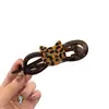 Clip de torsión para el pelo de gato con estampado de leopardo lindo y divertido sensación de nuca un clip de pinza de palabra fábrica de accesorios para el cabello para mujer un mayorista