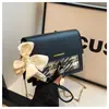 Bolso Cuadros de Color Contrastante para Mujer 2024 Primavera y Verano Nuevo Estilo Cinta de Aspecto Elegante Bolso Cuadrado Pequeño Ins de un Hombro Cruzado