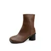 Chegada Nova~Botas Curtas Casuais Retrô Francesas com Dedos Divididos 2026 Novo Verão Versátil Aumenta a Altura 7CM Botas Curtas de Couro
