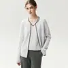 Sentido del diseño francés~Conjunto de dos piezas de punto con cuello de cachemira, bordes de contraste blancos, temperamento de nicho, top versátil para mujer