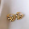Brincos Coração Estampa Leopardo Elegantes Retrô com Gotejamento de Óleo, Modernos e Personalizados, Brincos Versáteis, Brincos de Nicho de Luxo para Mulheres