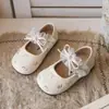 Novos Sapatos de Couro com Renda para Meninas da Primavera de 2026, Mocassins Doces para Crianças Pequenas, Sapatos Individuais com Solado Macio