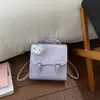 Mochila Novedad Primavera 2026 Estilo Coreano Nicho Linda con Relieve para Mujer, Bolso de Mano Versátil Ligero para Viajes