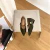 2026 Nuevos Zapatos Mary Jane de Otoño con Punta Fina, Hebilla Metálica y Aumento Interno de Altura para el Trayecto Diario, Zapatos Retro para Mujer