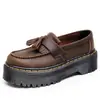 Mocasines Marrones Crazy Horse con Borlas para Mujer, Zapatos de Cuero Genuino de Caña Baja, Cuero de Primera Capa, Estilo Británico, Zapatos Casuales de Plataforma de Suela Gruesa de Moda