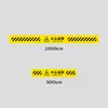 Cuidado, adesivos de piso antiderrapantes e resistentes ao desgaste, placas, placas deslizantes estreitas, preste atenção ao aviso de segurança sob os pés, linha de um metro