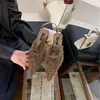 Pantuflas de exterior para mujer Baotou 2026 otoño e invierno nuevo estilo mules peludos de tacón grueso estilo francés