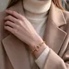 Joia de moda europeia e americana transfronteiriça, temperamento, fecho de pressão otbuckle, corrente de pescoço, fecho de fivela de um caractere, colar curto, corrente de pescoço, feminino