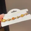 Pulsera Ovalada de Resina con Perlas Bañada en Oro Real de 18 Quilates, Lujo Ligero, Personalidad Vintage, Joyería de Mano Exquisita de Gama Alta de Nicho