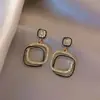 Brincos Femininos Populares Estilo Coreano com Contas da Sorte, Studs Versáteis Simples e Elegantes, Joia de Orelha Estilo Transmissão ao Vivo Atacado