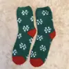 Calcetines de Navidad de coral de otoño e invierno, calcetines de suelo cálidos para el hogar de terciopelo medio, calcetines de Navidad de Papá Noel