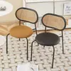 Cadeira de jantar para casa, estilo vintage de luxo leve, popular nas redes sociais, adequada para restaurantes de hospedagem, com encosto de ratã trançado, cadeira de lazer para varandas de hotel