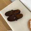 Mocasines slip-on estilo coreano para mujer, nuevo modelo otoño 2026, elegantes y versátiles para ir al trabajo, con suela elástica y puntera redonda lisa