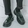 Mocasines Gruesos Brillantes de Moda Transfronterizos para Hombre, Zapatos de Piel Brillantes Estilo Coreano que Aumentan la Altura, Zapatos de Borla de Negocios Británicos para Hombre
