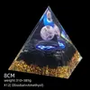 Pirámide de Cristal Natural de 8 cm Decoración Creativa para el Hogar Adorno Artesanal Bola de Cristal Envuelto en Resina Pirámide de Resina