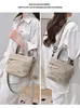 2026 Nuevo Bolso de Hombro Versátil de Moda para Mujer Bolso de Mano Casual Simple Bolso Cruzado de Nylon Resistente al Agua para Viaje